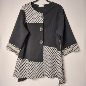 Seven Karat Vintage Black & White Patchwork Geometric Pattern Lagenlook Shacket